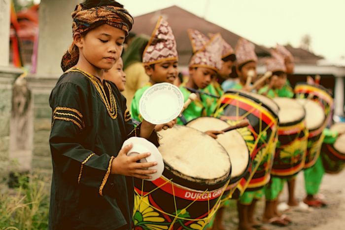 Indonesia memiliki alat musik tradisional sebagai wujud keragaman budaya di Indonesia