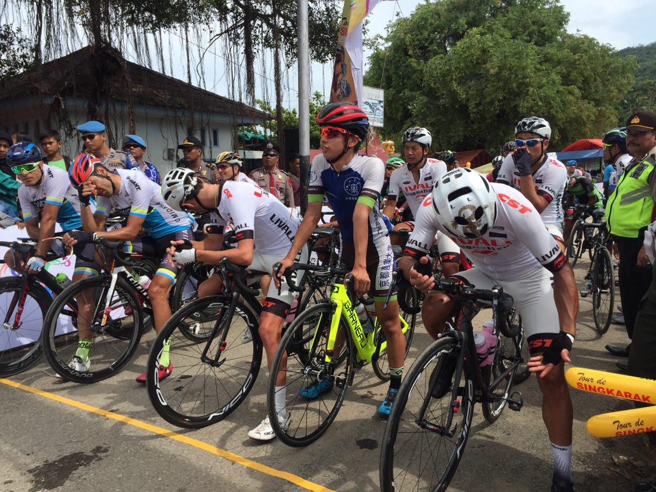 Jesse Ewart Menangi Etape III Tour de Singkarak 2018 Rute Singkarak – Tanah Datar