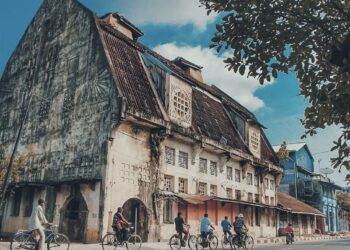 Spot Foto Instagramable di Kota Padang