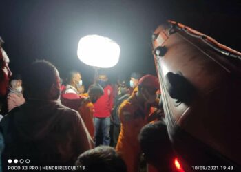 Mandi-mandi di Pantai Purus, Dua Orang Pelajar Hilang Terseret Ombak