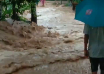 Banjir Landa Kuliek Kapalo Banda, Warga Memilih Bertahan