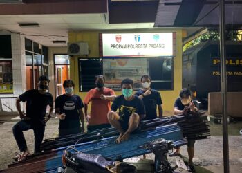 Tim Klewang Polresta Padang Tangkap Pencuri Rolling Door di Ganting