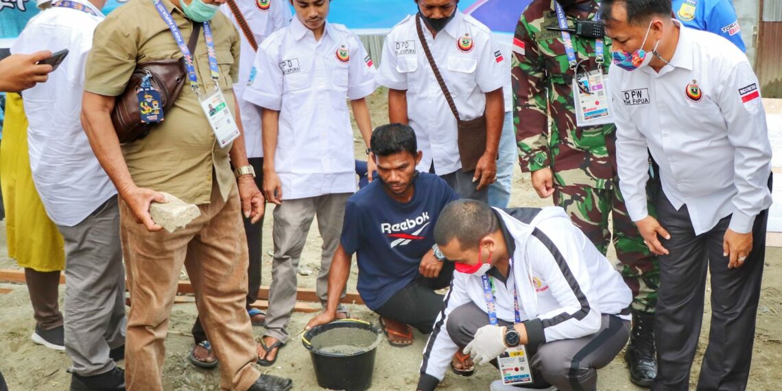 Wagub Sumbar Lakukan Peletakan Batu Pertama Gedung IKM Papua