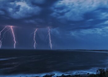 BMKG Ingatkan Potensi Hujan Lebat dan Angin Kencang