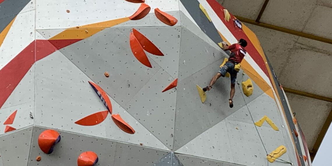 PON XX 2021 Papua – Dua Nomor Final Panjat Tebing Sumbar Gagal Sumbang Medali