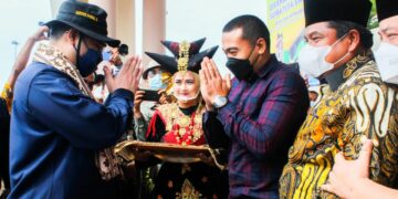 Wamentan Dorong Korporatisasi Pertanian Berbasis Pesantren untuk Kemandirian Ekonomi Sumbar