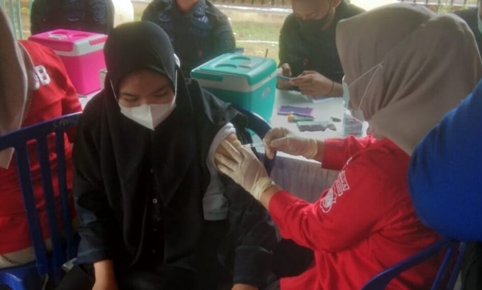 Akhir Pekan, Lebih dari 8.000 Warga Divaksin di Polda Sumbar