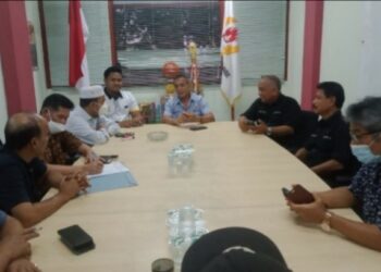 Bicarakan Raker dan Porwanas 2022, Ketua PWI Sumbar Kunjungi KONI Sumbar