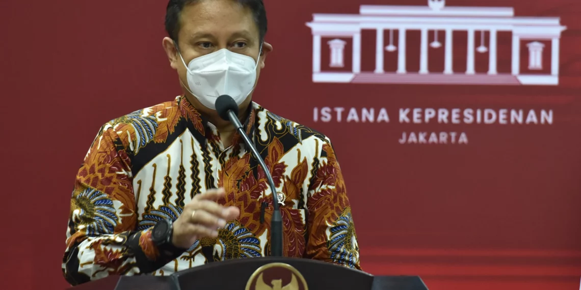 Menkes Budi G Sadikin memberikan keterangan pers usai Ratas mengenai Evaluasi PPKM