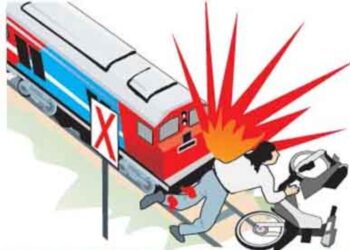 Pengendara Sepeda Motor Tewas Tertabrak Kereta Api di Jalan Adinegoro Padang