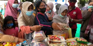 Pasar Pasar Murah Disambut Antusias. Pelaksana Siapkan Syarat untuk Beli Minyak Goreng