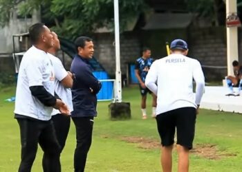 Duo Pelatih Minang Mundur Dari Klub Liga 1 2021/2022