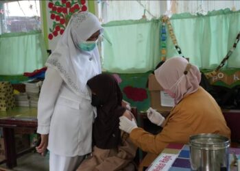 Mulai hari ini Anak Padang Panjang Usia 6-11 Tahun Sudah Mulai Divaksinasi