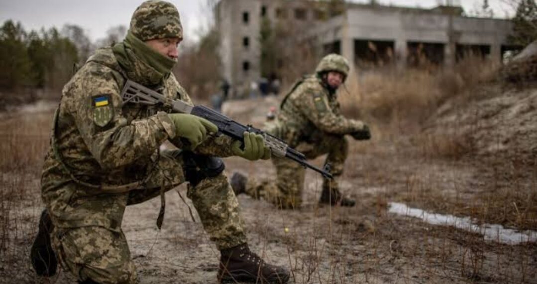 Presiden Ukraina Bebaskan Narapidana untuk Lawan Rusia