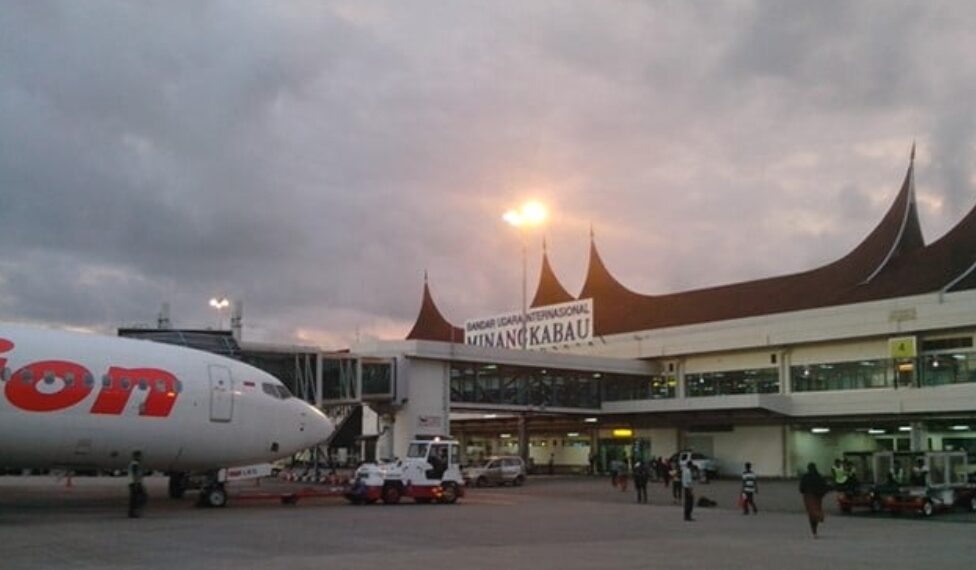 Penumpang Perjalanan Udara di BIM Tak Lagi Wajib Tes PCR dan Antigen