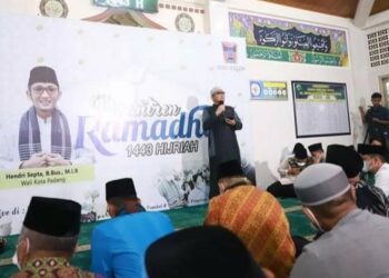 Wako Hendri Septa Sorot Pengaruh Negatif Globalisasi dan Modernisasi di Pembukaan Pesantren Ramadhan se-Kota Padang