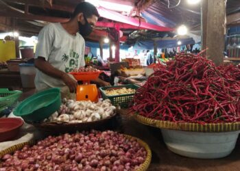 Dua Minggu Menjelang Lebaran, Harga Bahan Pokok di Pasar Raya Solok Mulai Naik