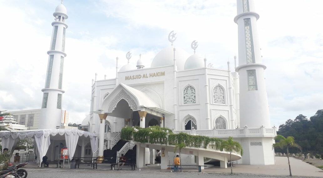 Gelar Itikaf, Masjid Al-Hakim Kota Padang Batasi Jumlah Jamaah, Hanya untuk 275 Orang