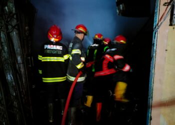 Toko Aksesoris Sepeda Motor di Padang Terbakar, Tiga Orang Meninggal Dunia