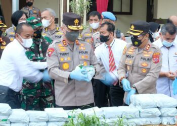 Polda Sumbar Musnahkan Barang Bukti 35 Kilogram Sabu di Mapolres Bukittinggi