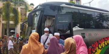 49 Jemaah Haji Kota Solok Telah Sampai di Kampung Halaman