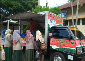 Gelar Bazar Murah, Dinas Perikanan dan Pangan Kabupaten Solok Bantu Masyarakat Saat Harga Bahan Pokok Tinggi
