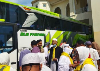 Cerita Haru Jemaah Haji Kabupaten Solok Saat Penyambutan Kepulangannya di Islamic Center Koto Baru