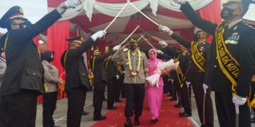 AKBP Ferry Suwandi : Antara Sedih dan Senang Meninggalkan Polres Solok Kota