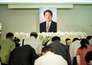 Hari Ini, Jenazah Mantan PM Jepang Shinzo Abe akan Dibawa ke Kuil Zojoji untuk Dikremasi