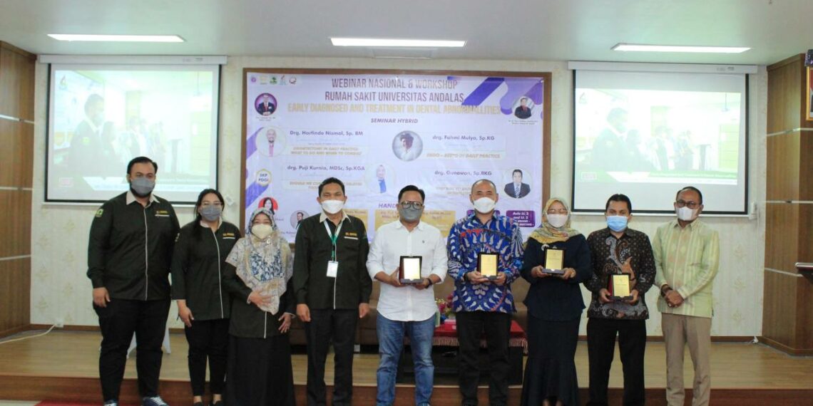 RS Unand Gelar Seminar Nasional dan Pelatihan untuk Ratusan Dokter Gigi