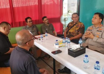 Mendadak, Kombes Pol Dwi Sulistiawan mendatangi Markas Besar Media Online Kota Padang di Veteran 50