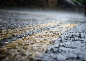 Waspada Potensi Cuaca Ekstrem, Hujan Lebat Guyur Sumatera Barat