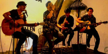 The Otherside, Band Bentukan Adit Element Tampil Garang di Hardcoustic Twalen Warong