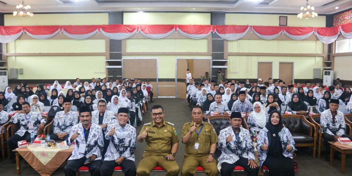 Konferensi Kerja PGRI Kabupaten Solok Diharapkan dapat Tingkatkan Kualitas Pendidikan