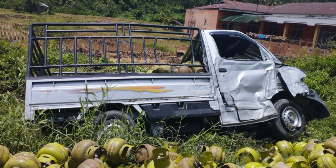 Kecelakaan Beruntun di Sungai Lasi Kabupaten Solok, Dua Orang Tewas
