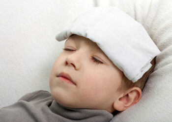 Obat Sirup Dilarang, Ini Cara Menurunkan Demam Anak Secara Alami