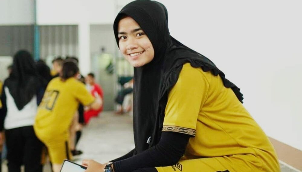 Sosok Wisudawan UMMY Solok Mitra Yoriskia yang Pakai Truk Sampah, Sempat Ikut Tes Polwan dan Punya Hobi Futsal