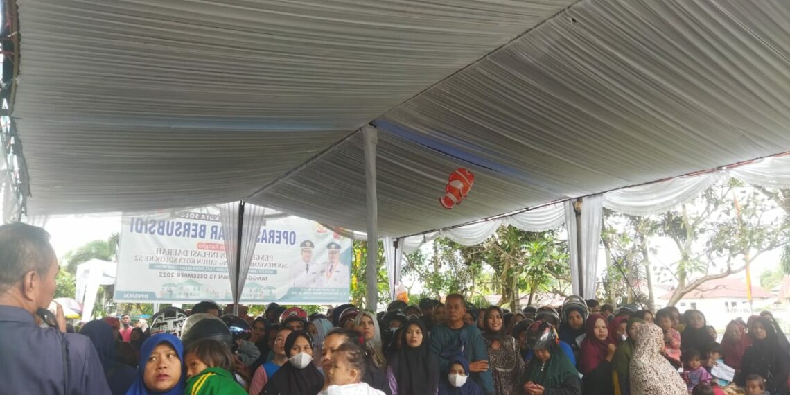 Dinas Perdagangan Kota Solok Gelar Pasar Murah Bersubsidi, 3.000 Paket Sembako Telah Disalurkan