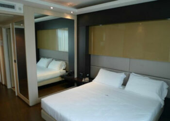 Hotel Bintang 3 Jadi Pilihan Tertinggi Turis Asing yang Menginap Lama di Sumbar