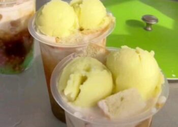 ES Sumsum Float, Es Sumsum Mak Nyus Legend 32 Tahun di Kota Padang