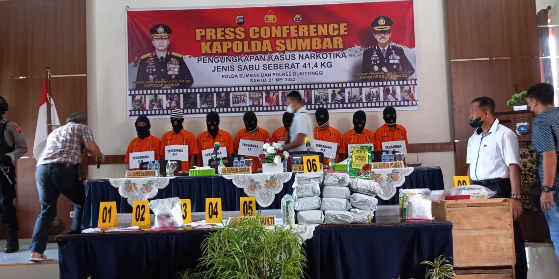 Jadi Saksi Kasus Teddy Minahasa, Wartawan Bukittinggi Ungkap Proses Pemusnahan 35 Kilogram Sabu