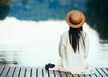 Loneliness: Punya Banyak Teman, Tapi Kok Masih Ngerasa Sendiri Ya?