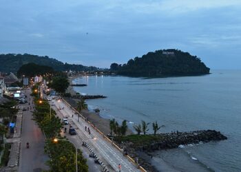 Berikut 4 Tempat Wisata Pantai yang Menakjubkan di Kota Padang