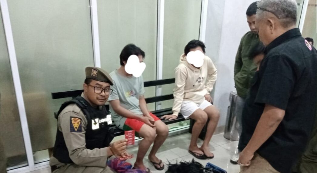 3 Gay yang Ditangkap Satpol PP Bukittinggi Positif HIV, Wako: Salah Satunya Sudah Layani 1.200 Pelanggan
