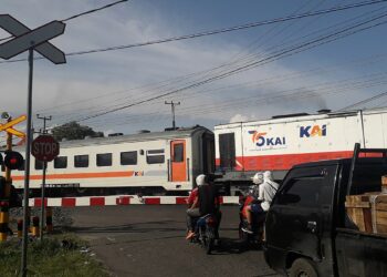 Jadwal Kereta Api Minangkabau Ekspres, Lembah Anai, dan Sibinuang 2023