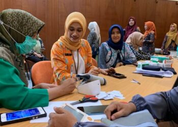 Puskesmas Lubuk Kilangan Skrining PTM Karyawan Semen Padang Group