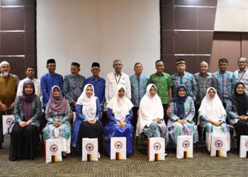 Tahun Ini Semen Padang Lepas 21 CJH ke Tanah Suci