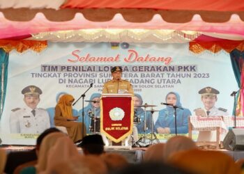 Penilai Lomba Gerakan PKK Tingkat Sumbar Sambangi Solsel, Bupati Khairunas: Tampilkan Yang Terbaik