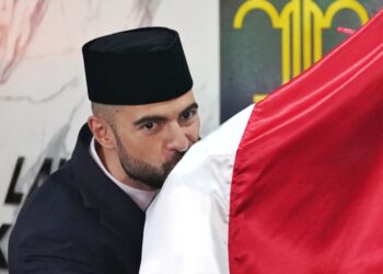 Beberapa Kali Bertemu di La Liga, Bek Indonesia Jordi Amat Kembali Berjumpa Lionel Messi