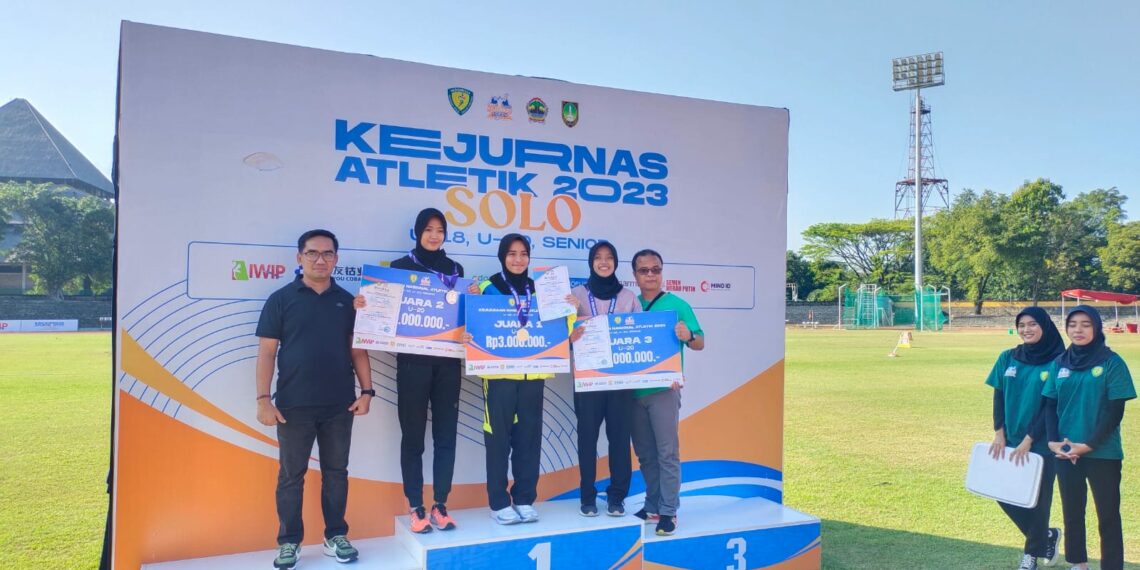 Dua Atlet Kota Solok yang Wakili Sumbar Sabet Emas dan Perak pada Kejurnas Atletik 2023 di Solo
